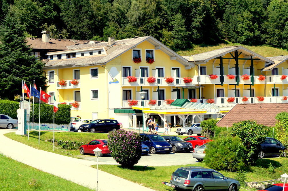 Hotel Sonnenhugel Deutschberg Buitenkant foto